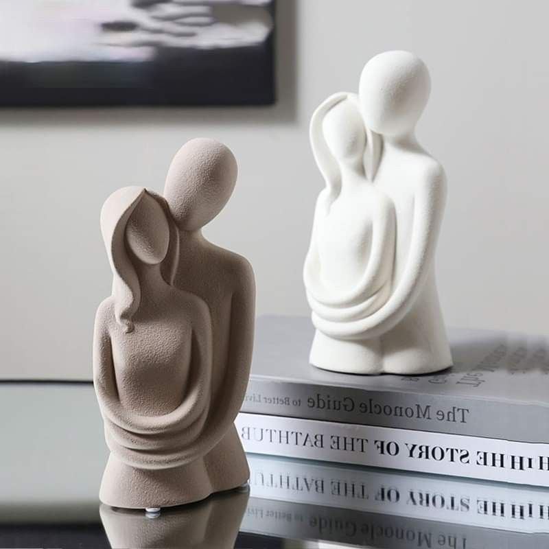 Love Statue Hugging Couple Ceramic Decor