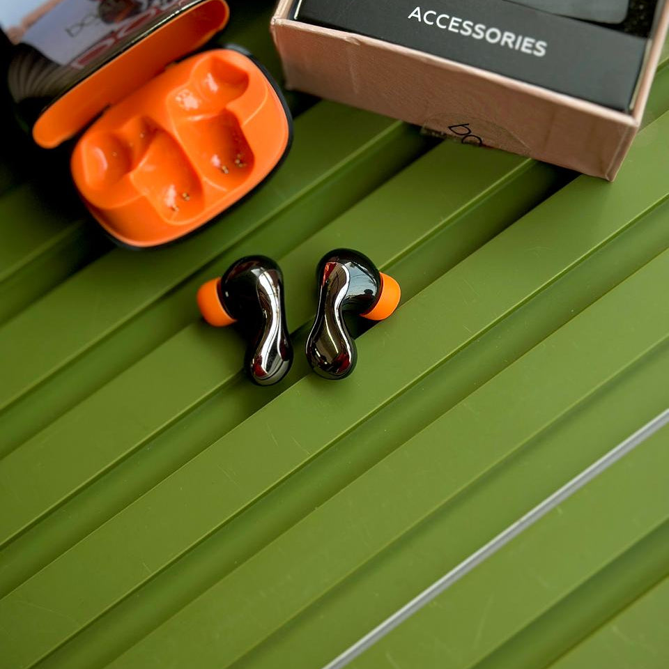 BOAT AIRDOPES 161 ANC